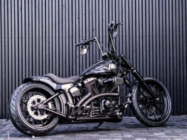 Harley-Davidson-Breakout-Ape-hanger-by-RB-Machine-06