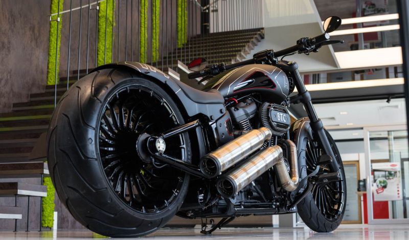 Harley Davidson Breakout Custombike ‘Competitor’ by BT Choppers