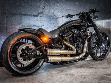 Harley-Davidson-Custom-Breakout-35-by-Melk-Motorcycles-01