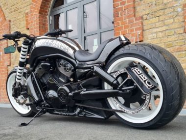 Harley-Davidson Night Rod 'Carbon white' by Bad Boy Customs