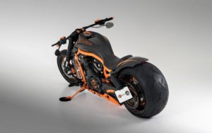 Harley-Davidson-Night-Rod-La-Bestia-by-Bundnerbike