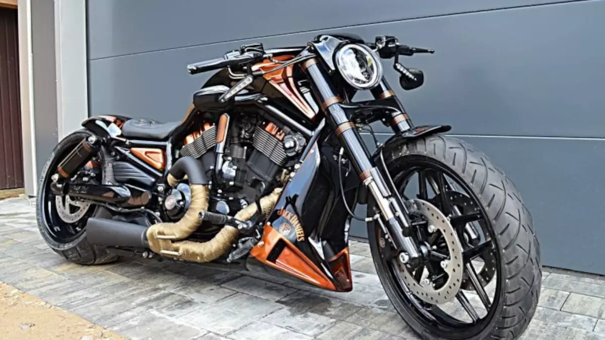 Harley-Davidson Night Rod ‘Jack Daniel’s’ by Fat Rod Customs