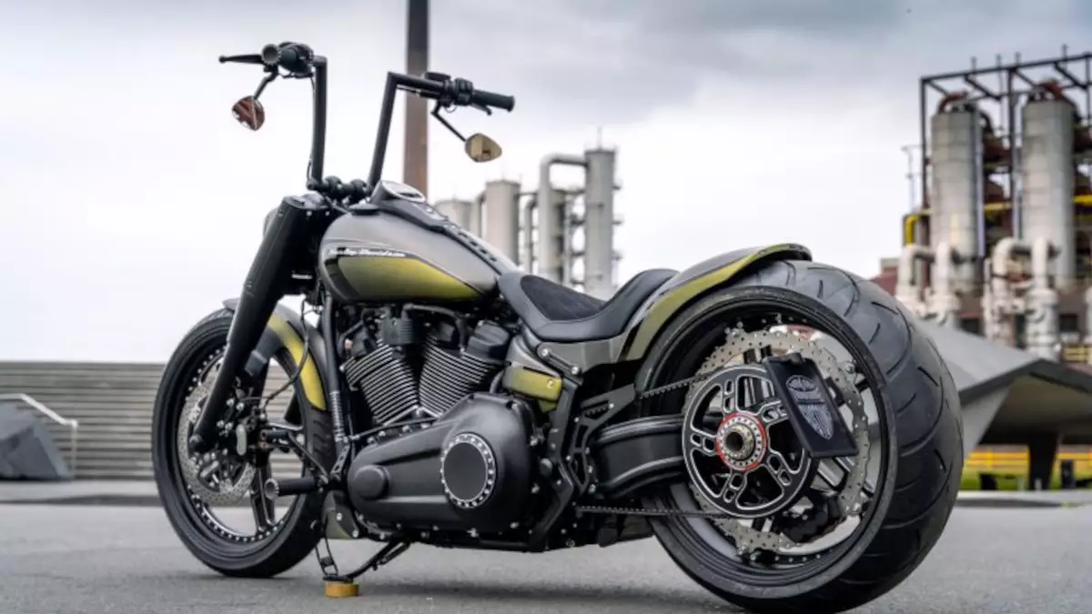 Harley-Davidson Softail Fat Boy ‘Road Force 3.0’ by Thunderbike