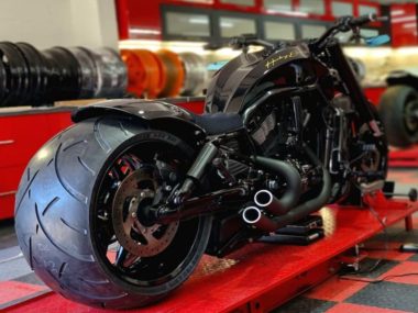 Harley-Davidson V-Rod by Show Bike Fashion