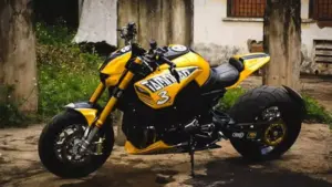 Suzuki B-King Transformers ‘Bumblebee’ from Vietnam