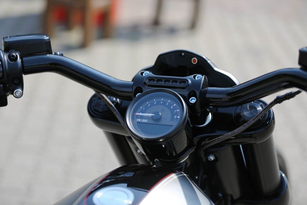 Harley-Davidson-Breakout-Torqpedo-by-Thunderbike