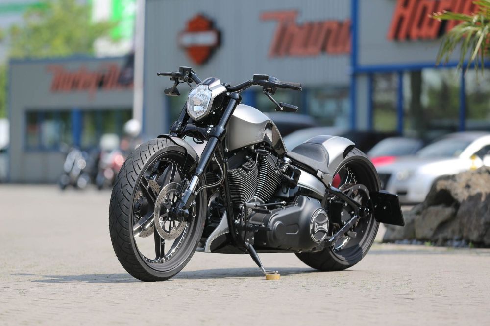 Harley-Davidson-Breakout-Torqpedo-by-Thunderbike