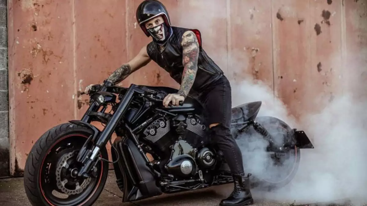 Harley-Davidson Night Rod owned by @andrea from Italy