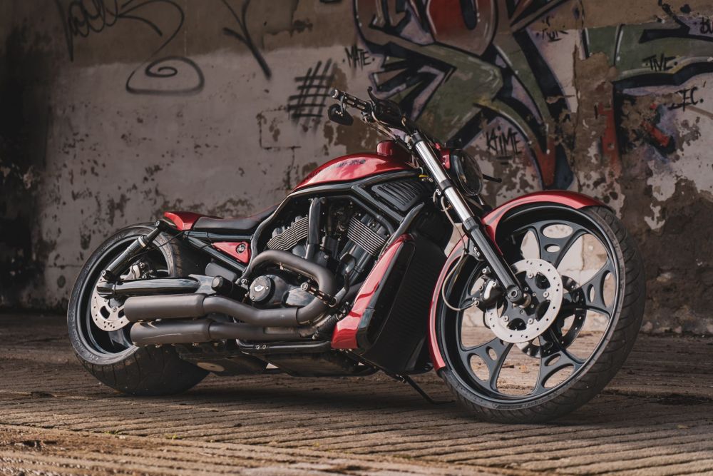 Harley-Davidson V-Rod ‘Big Red’ The Mega Custom