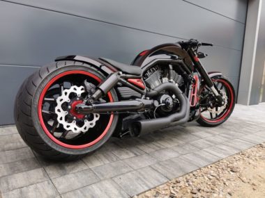 Harley-Davidson V-Rod 'Monster 360' by Fat Rod Customs