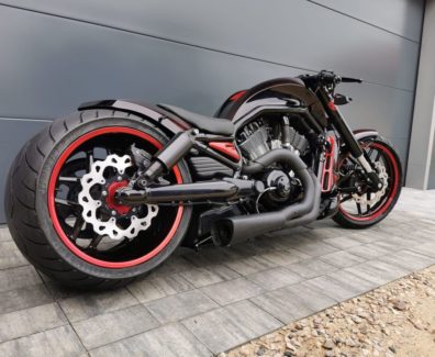 Harley-Davidson-V-Rod-Monster-360-by-Fat-Rod-Customs-07