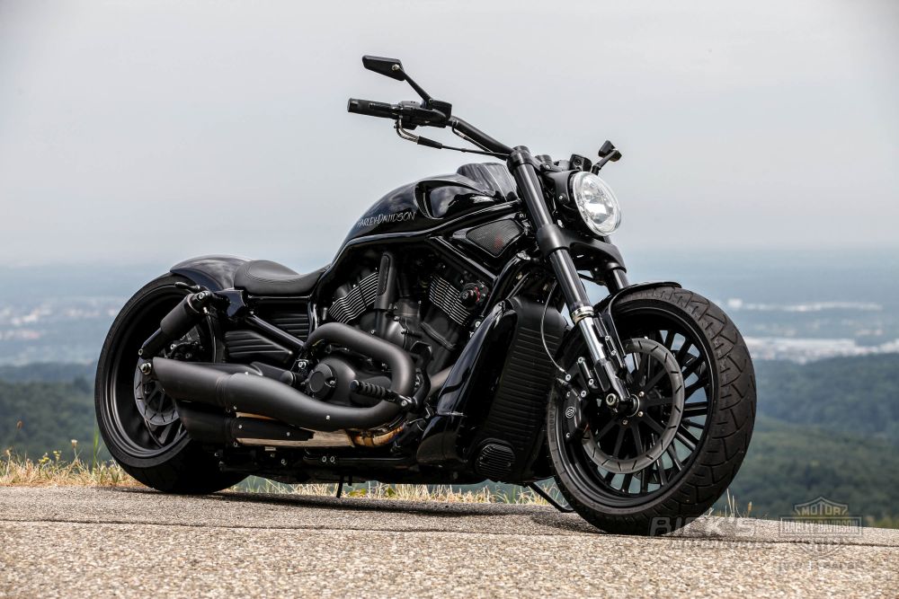 Harley-Davidson V-Rod Rom gloss-matt by Rick’s Motorcycles