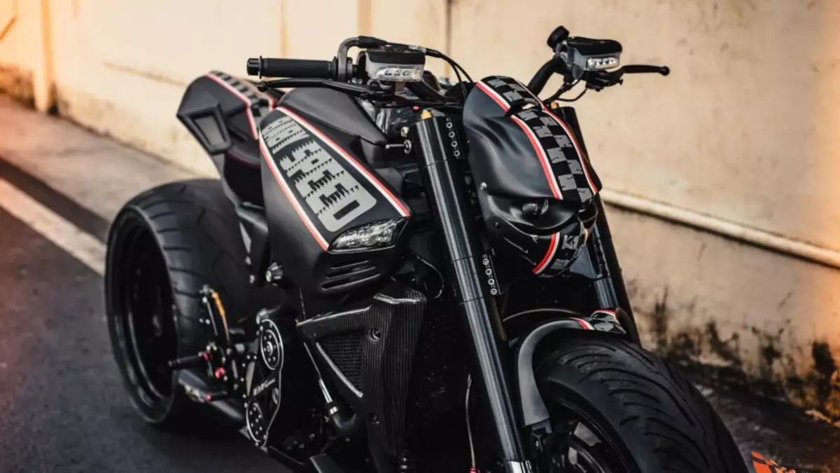 Suzuki Muscle B-King by Baby Speed from Vietnam