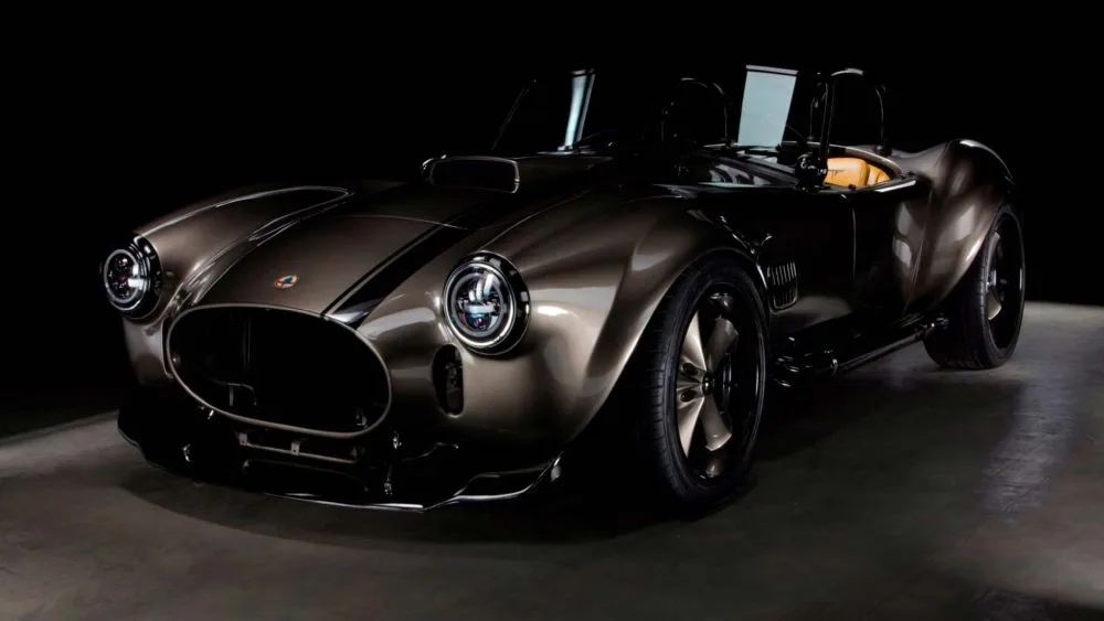 Ford-Shelby-Cobra-V8-500cv-by-Tarso-Marques-concept