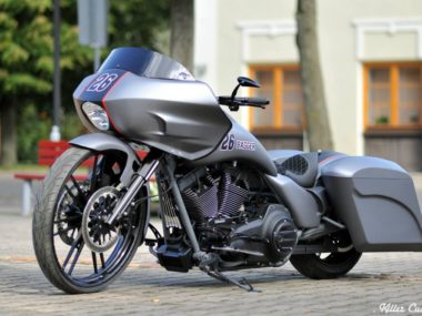 Harley-Davidson-Bagger-Road-Glide-Bullet-by-Killer-Custom-03