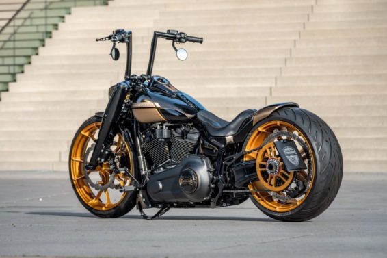 Harley-Davidson Fat Boy customized by Thunderbike