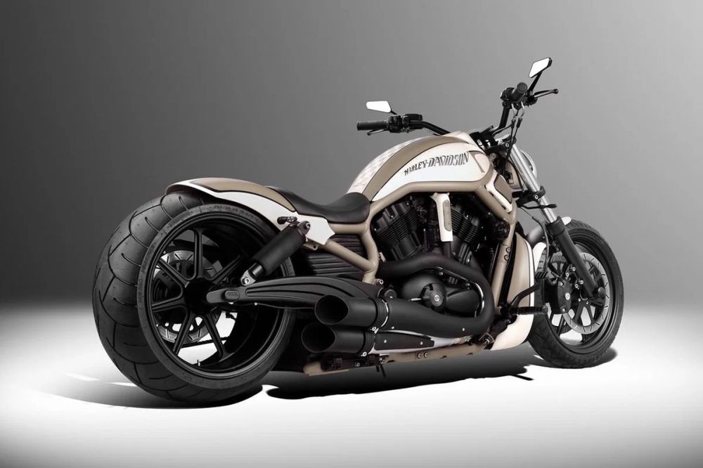 Harley-Davidson V-Rod ‘Beige’ from Russia