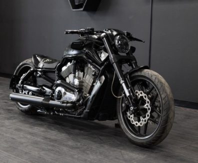 Harley-Davidson-V-Rod-Camu-Marauder-by-DD-Designs-09
