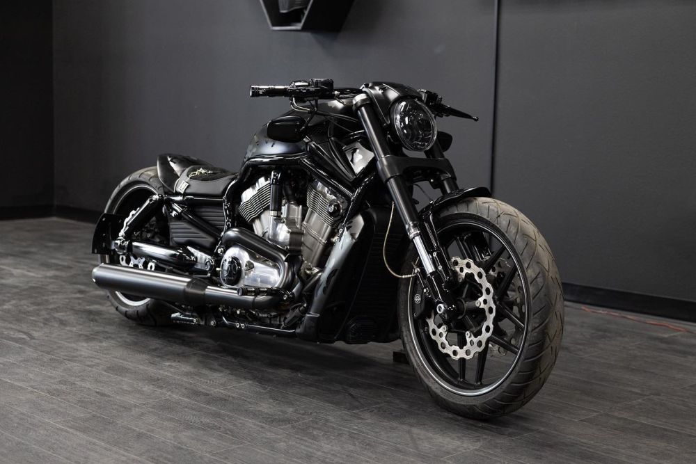 Harley-Davidson V-Rod Camu ‘Marauder’ by DD Designs