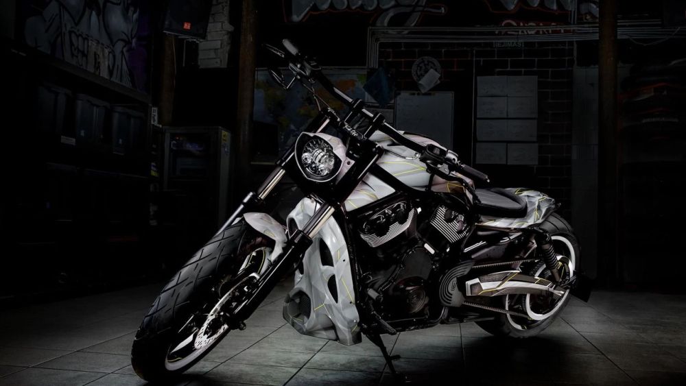 Harley-Davidson-V-Rod-Photon-series-by-Tommy-Sons