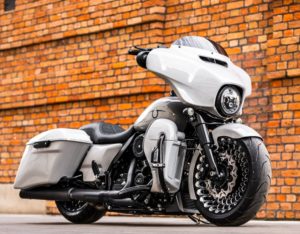 H-D-Street-Glide-Street-Box-by-Box39