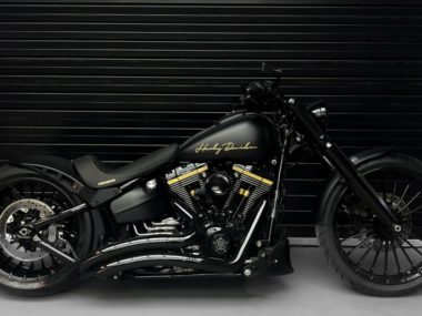 Harley-Davidson-Turbine-Breakout-Nemesis-by-Limitless-Customs-01