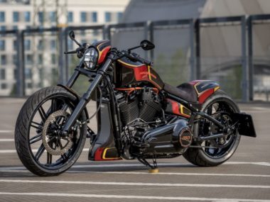 Harley-Davidson 114 Breakout 'Razor 4.0' by Thunderbike