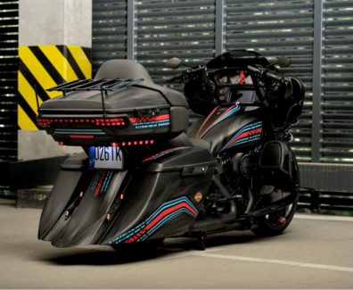 Harley-Davidson-Touring-Martini-Bagger-by-Tommy-Sons-07