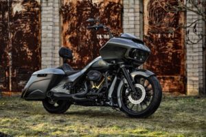 Harley-Davidson Road Glide Ultra by Tommy & Sons