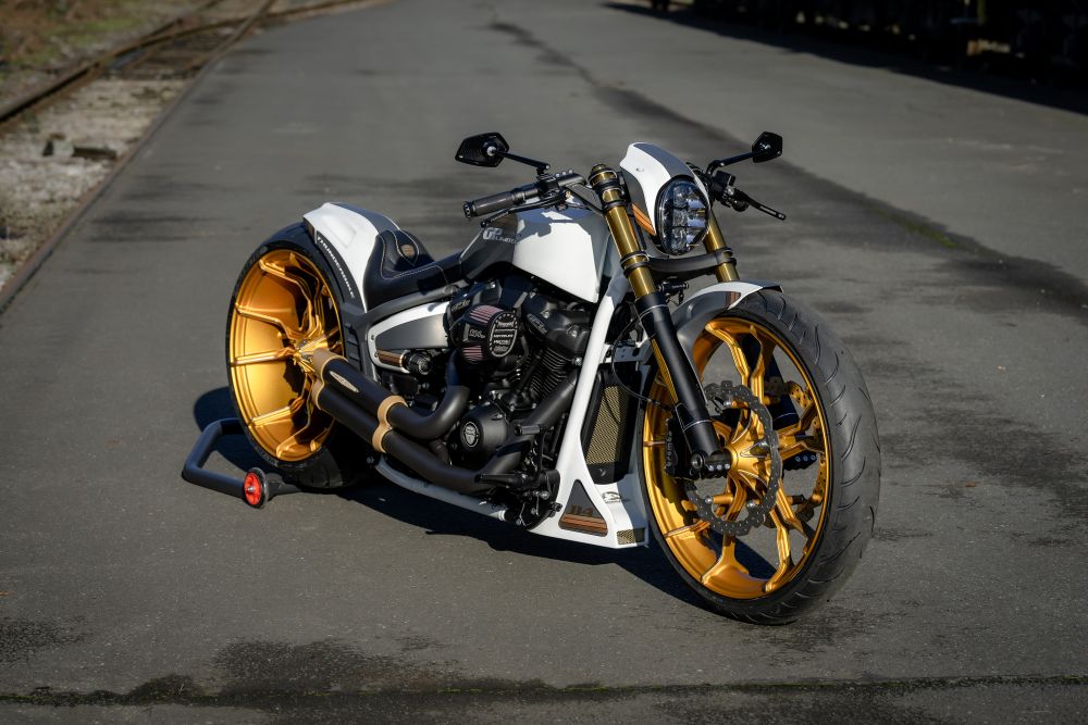 Customized Harley-Davidson Softail Breakout motorcycles by Thunderbike