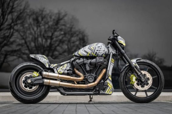 HD FXDR Cruiser 'The Edge' by BT Choppers