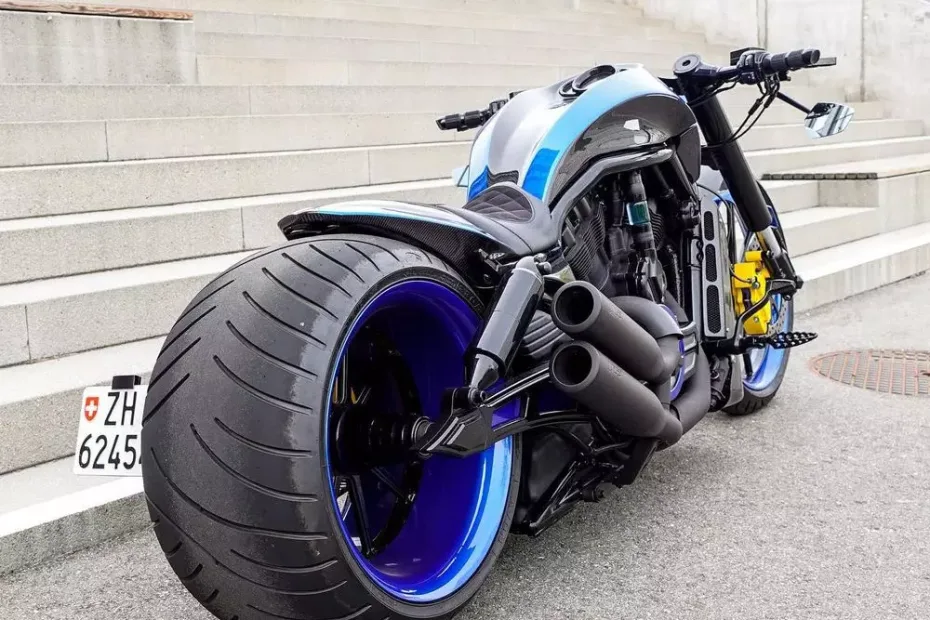 ▷ Harley-Davidson V-Rod 'Blue Carbon' by Custom Bobber Garage