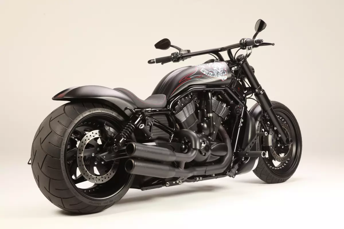 Harley Night Rod in a muscular style that is to turn heads