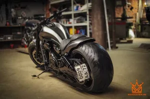 The team at Mat Custom have updated this V Rod