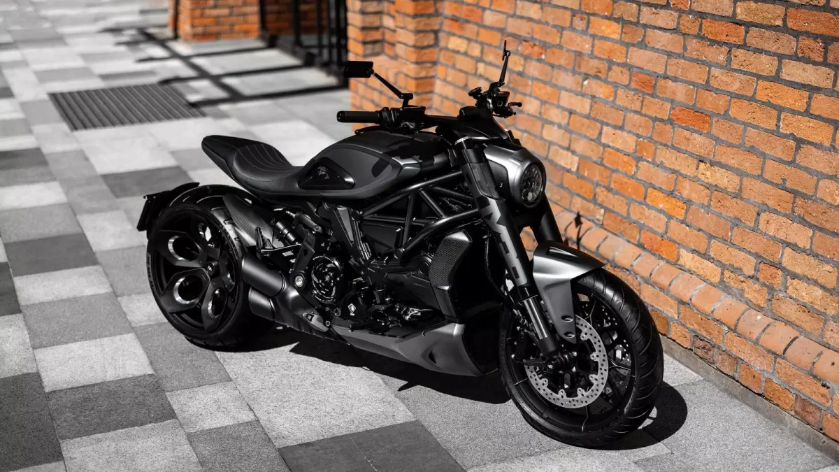 Ducati x deals diavel dark