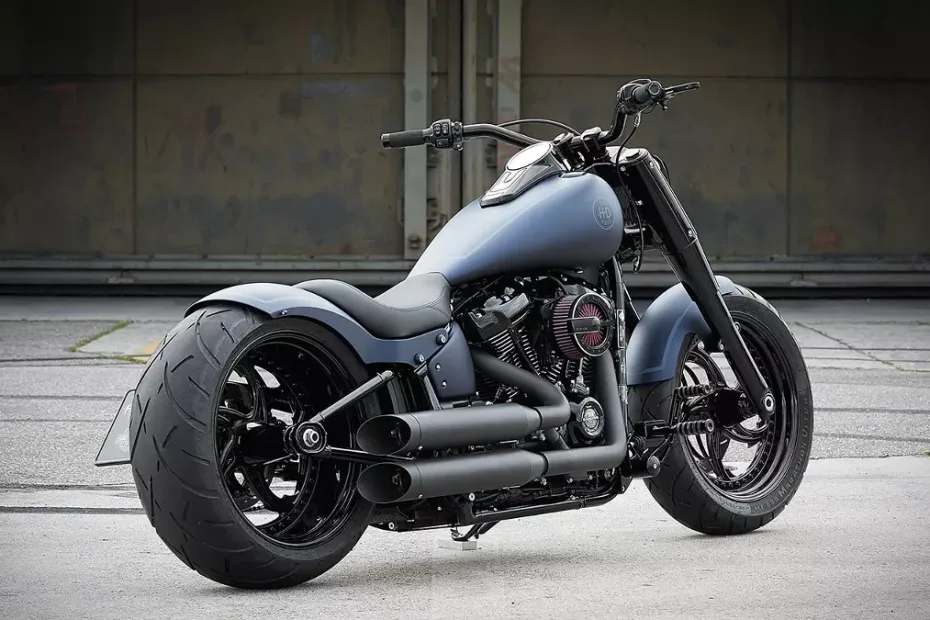 Harley-Davidson-2021-Fat-Boy-260-Blue-Thunder-by-Ricks