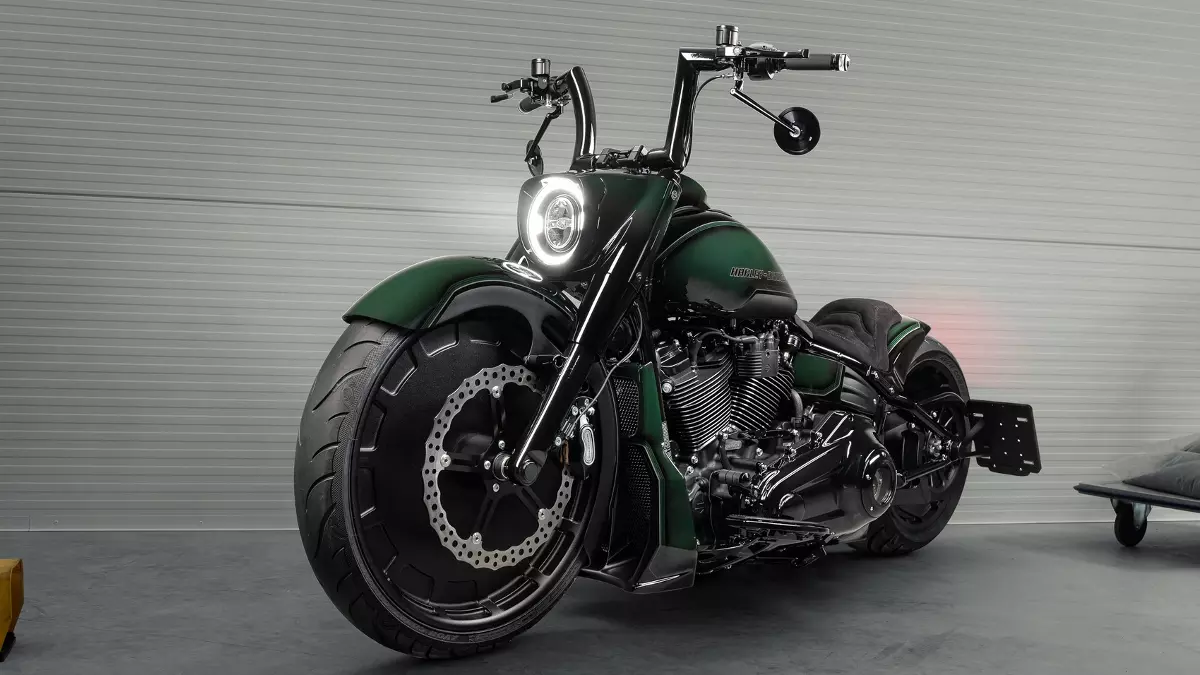 Introducing-the-Killer-Custom-2021-H-D-Softail-Fat-Boy-FLFBS