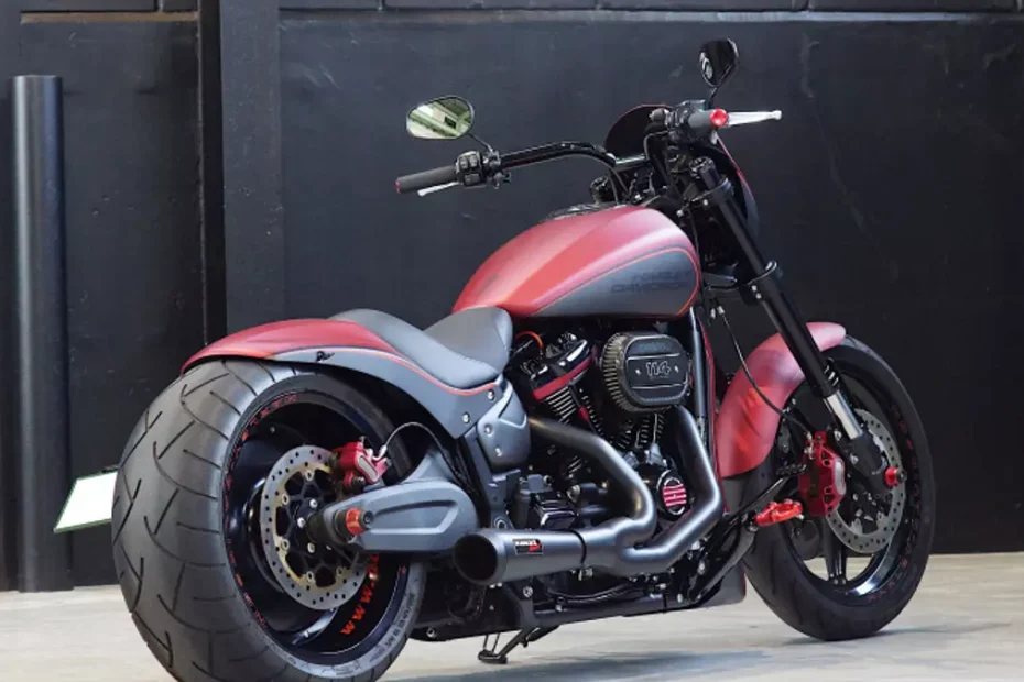 Harley-Davidson-FXDR-muscle-by-Noys-Custom-Factory