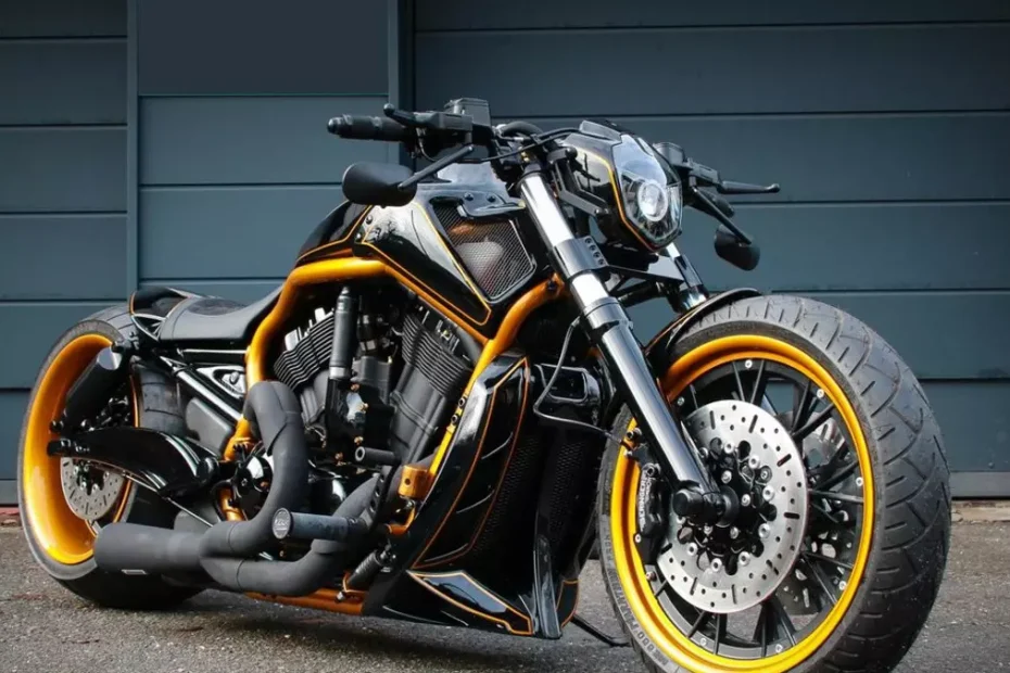 300-V-Rod-Custom-The-Kingpin-by-Rod-Squad-Motorcycles