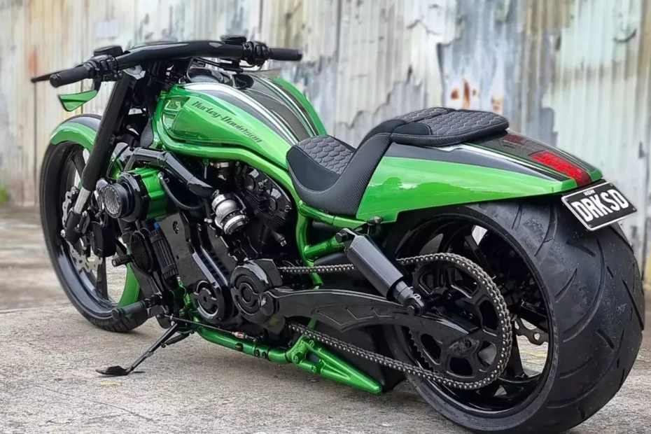 Harley-Davidson-Hulk-Rod-SuperCharger-by-DarkSide