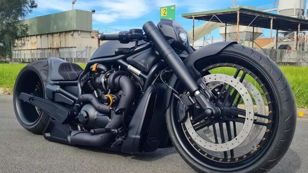 Harley-Davidson-V-Rod-DGD-360-R-by-DGD-Custom