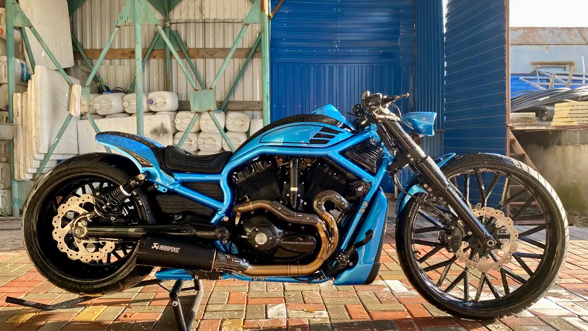 Harley-Davidson V-rod '76 Blue' by Leo Custom Garage