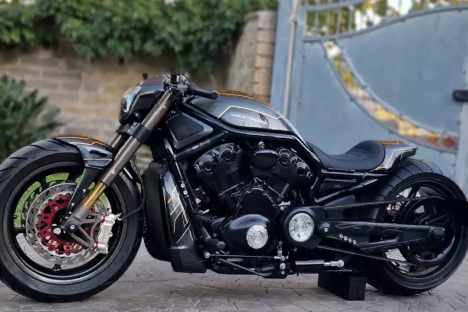 H-D V-Rod Muscle 'Class and Style' by Kustom Kio