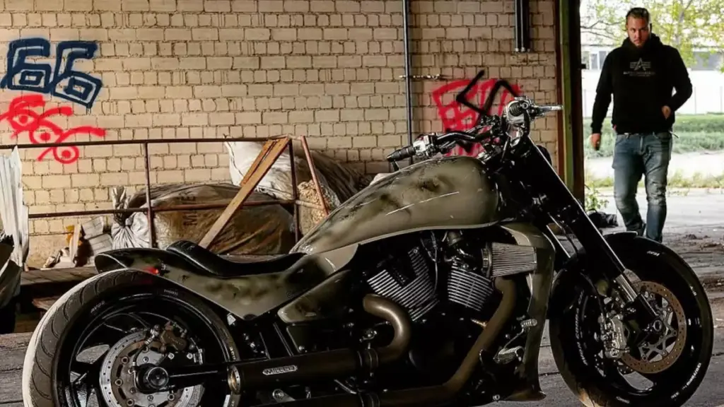 Suzuki M1800R 'Thor' Edition – A Godly Custom Machine