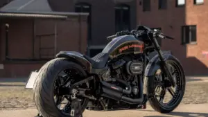 Harley-Davidson Breakout FXBR ‘Trooper’ by Thunderbike