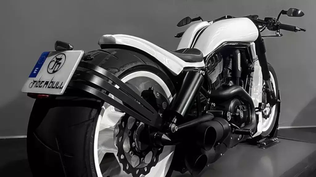 White muscle redefined_ Fiber Bull’s Night Rod