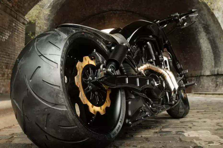 Brutal elegance_ A V-Rod transformed by Limitless Customs