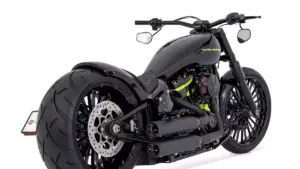 'IRON MESH' – Harley-Davidson Breakout 117 by Bündnerbike IRON MESH is a striking reinterpretation of the Harley-Davidson Breakout 117, meticulously modified by Bündnerbike.